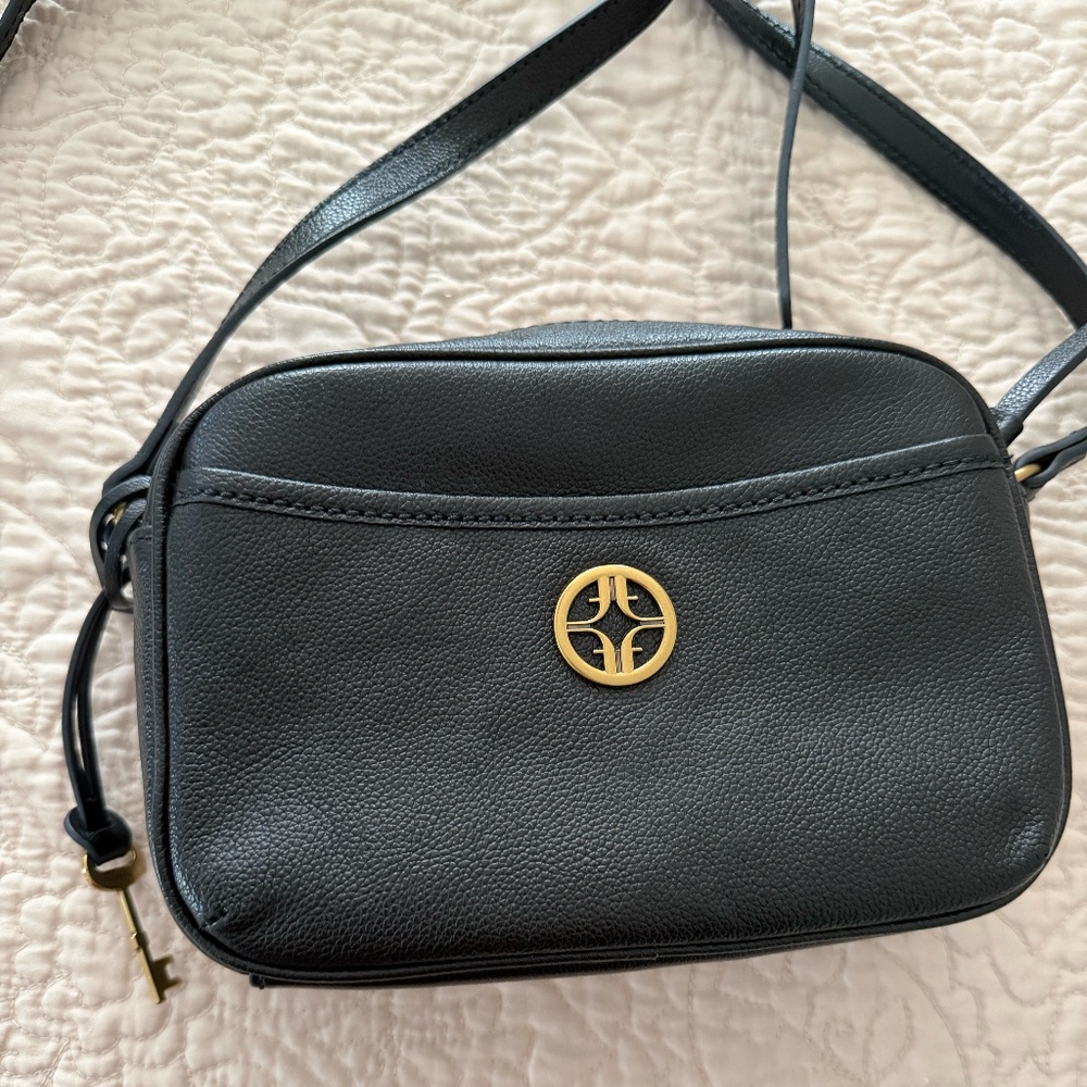 Fossil BRENNON CAMERA BAG. Black